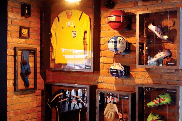 Žujin sportski kutak, Ožujsko Pub Maksi