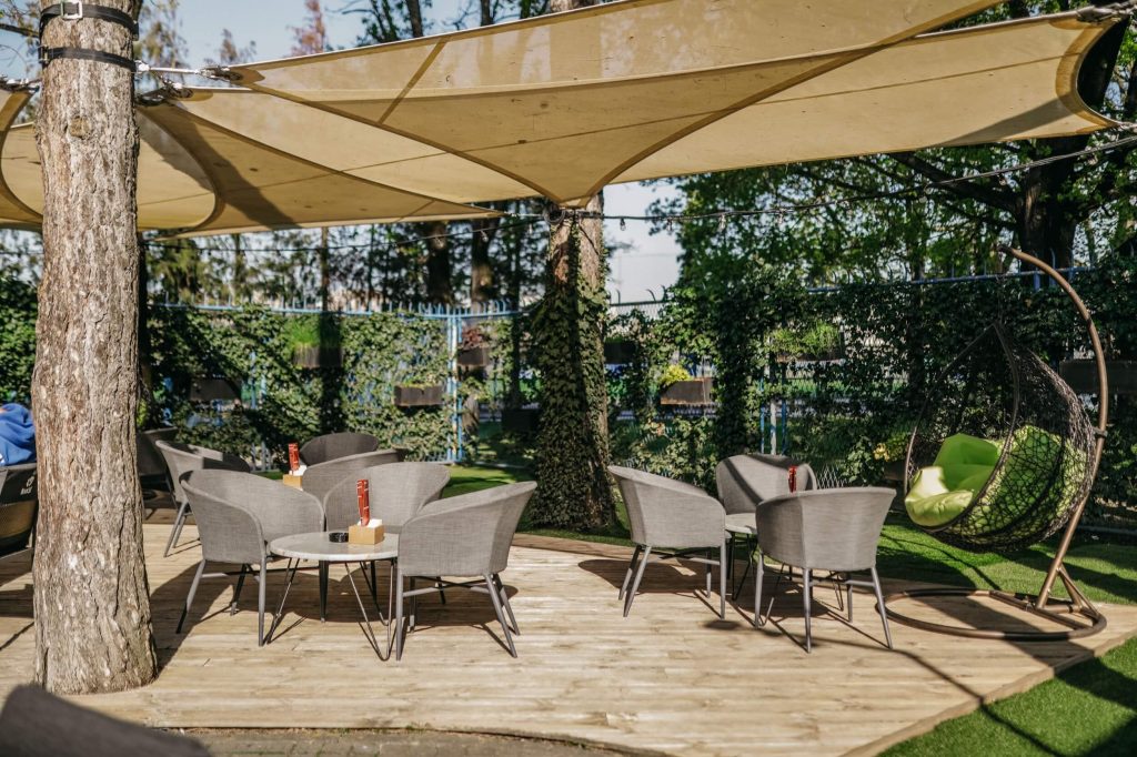 Ožujsko pub maksi - Terasa 16