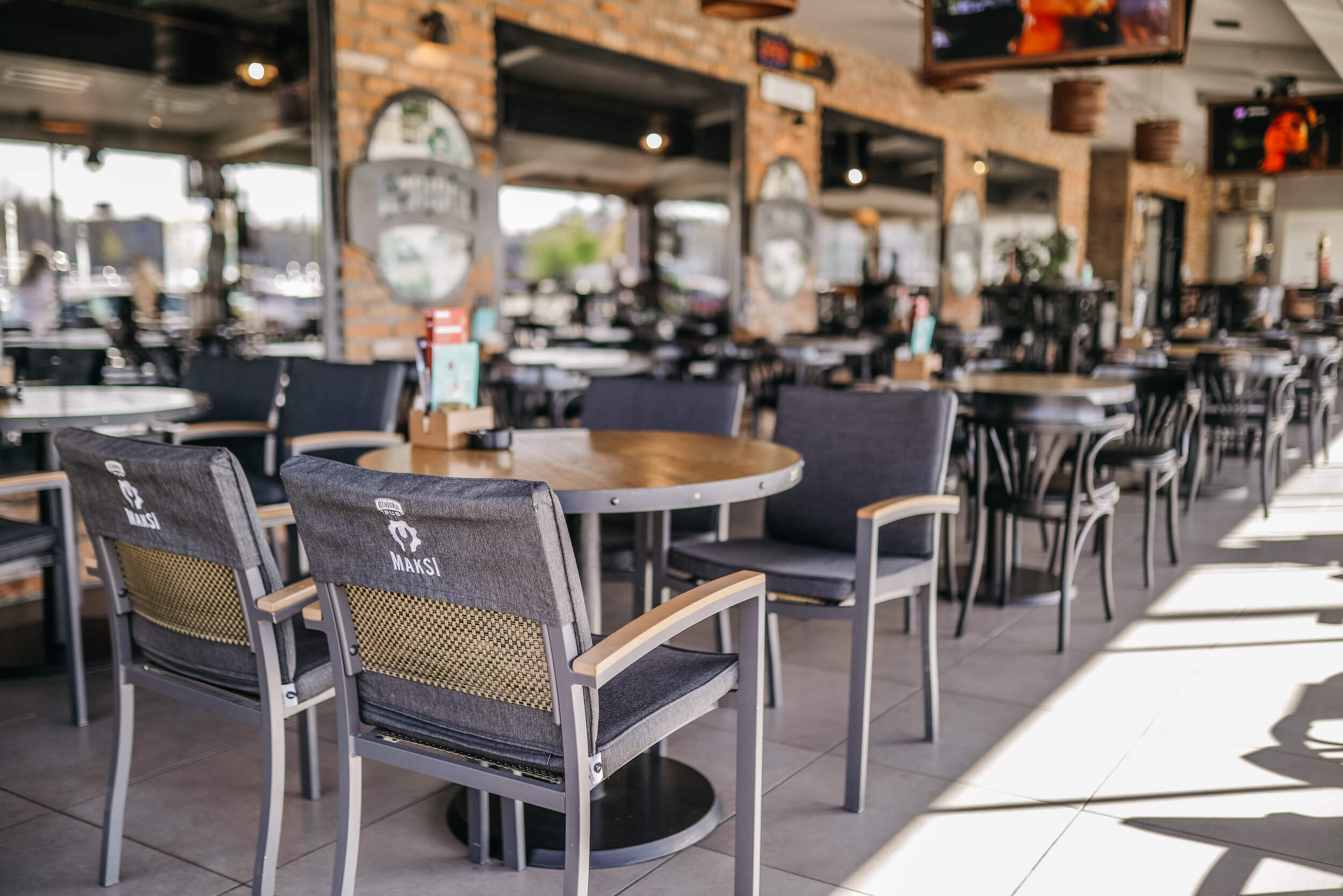 Ožujsko pub maksi - O nama - Inovativni u izboru dnevnih jela