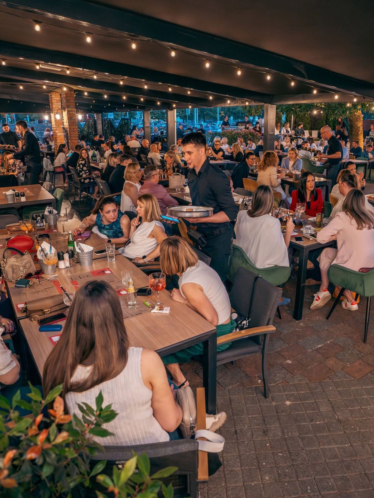 Gallery 82 - Ožujsko Pub Maksi